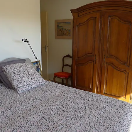 Rare Apartment, Seafront With 180 Degree View Less Than 3 Km From The Center *