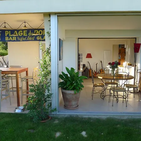 Rare Apartment, Seafront With 180 Degree View Less Than 3 Km From The Center Daire Le Grau-du-Roi